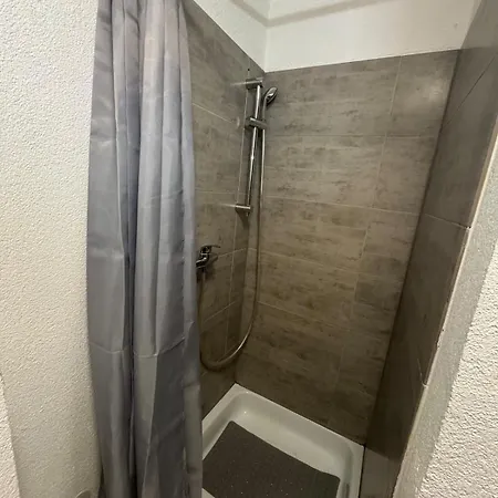 アパート Moderne